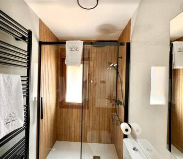 Navaluenga House | El Balcón De Gredos