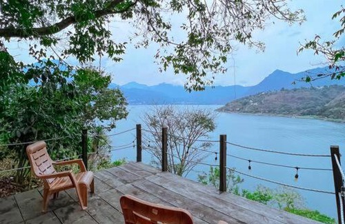 Pasajcap House | El Castillo en el Lago Atitlán