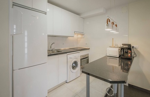 Villanueva de Avila House | El Encanto del Alberche 'Casa 4' with Mountain View, Shared Pool and Wi-Fi