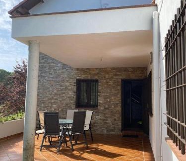 Las Jaras House | EL ENREO JARAS -Urbanización Las Jaras Córdoba