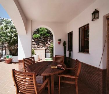 Enix House | El mirador del beregenal