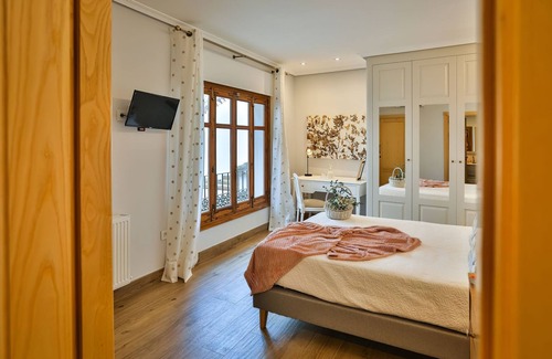 Consuegra House | El Patio de los Jazmines "Boutique-House"