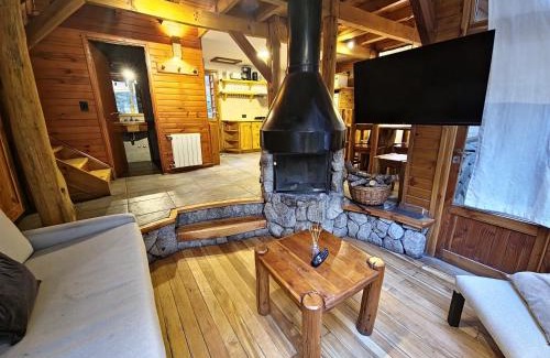 Puerto Manzano House | El Remanso - Radal Cabin, Manzano Bay