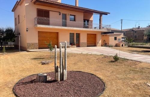 Navata House | El Roure