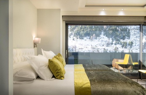 El Tarter Apartment | El Tarter THE MIRROR & SPA luxury apartments