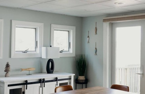 Belfast Apartment | Eleanor's Cove - Apartment on Bayview St