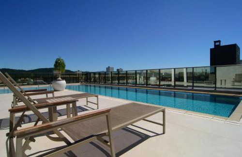 Jurere Apartment | Elegância e academia em Jurerê Int. XM1812