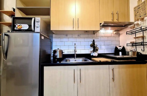 Project 7 Condo | Elegant 1BR nr SM North/Fast WIFI/Netflix
