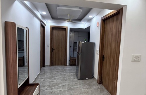 New Delhi Apartment | Elegant 2 BHK fully furnished Flat