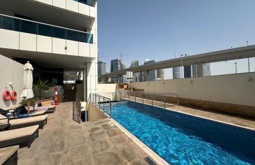 Dubai Marina Apartment | Elegant 3BR Lux Stay in the Heart of Dubai Marina