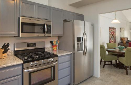 Nepenthe House | Elegant and updated - In the heart of Sedona