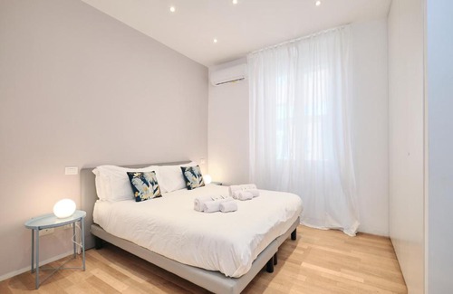 Esquilino Apartment | Elegant Apartment near the Centre - Wi-Fi & Netflix Free