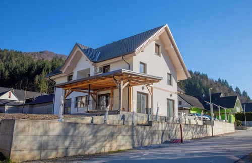 Skofja Loka Apartment | Elegant Apartment Hrastnica 2, Škofja Loka, Slovenia