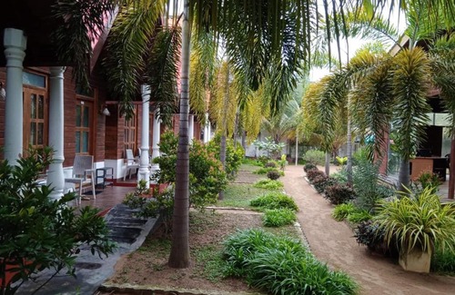 Trincomalee Hotel | Elegant Green Beach Resort