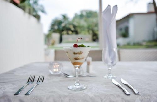 UPhongolo House | Elegant Lodge & Conference Center