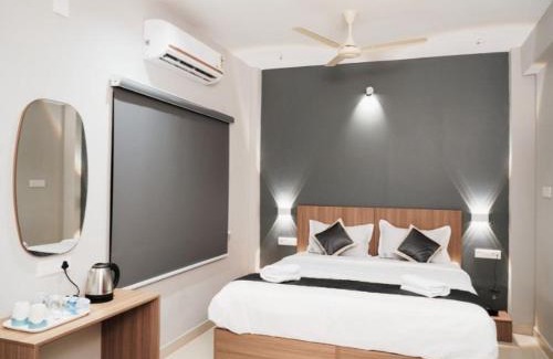 Saravanampatty Hotel | Elegant Residency