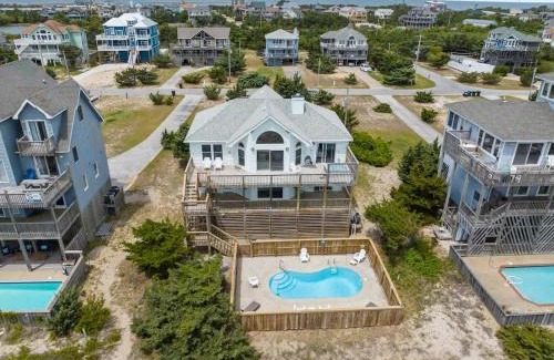 Waves House | Elegant Updated Oceanfront Home with Pool & Hot Tub
