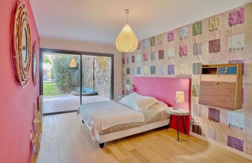 Cap Benat Villa | Elegant Villa Overlooking Gaou Bay