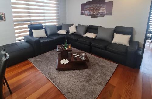 Macrodistrito Sur Apartment | Elegante depa de 2 dormitorios calacoto entre calle 9 y 10