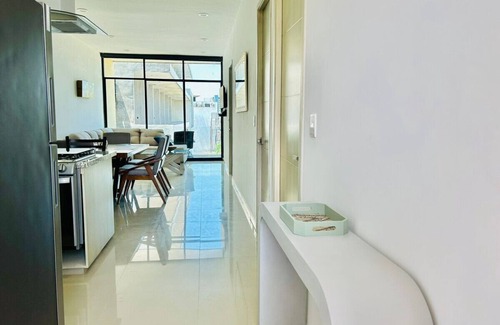 Las Gaviotas Condo | Elegante departamento en zona dorada para familias