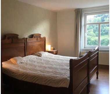 Manebach Apartment | Elegante Ferienwohnung mit Kaminofen im Thüringer Wald