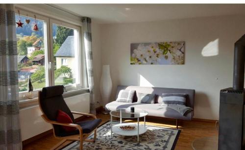 Manebach Apartment | Elegante Ferienwohnung mit Kaminofen im Thüringer Wald