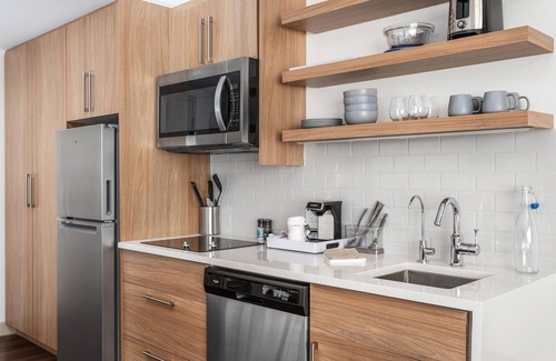 Ashley Oaks Hotel | Element Knoxville West