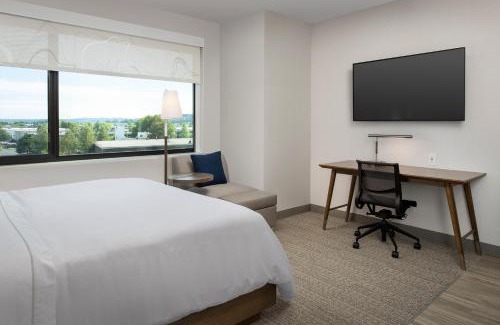 Southcenter Hotel | Element Seattle Sea-Tac Airport