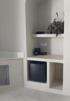 Megalochori Apartment | Elements Cave Suites