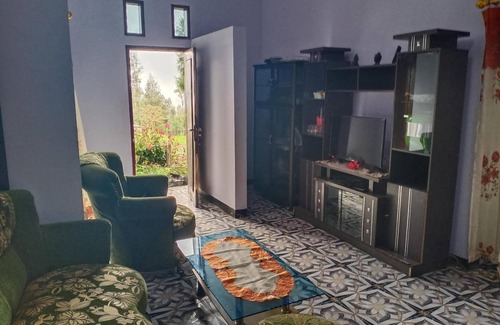 Ngadisari House | Elen Homestay by ABM