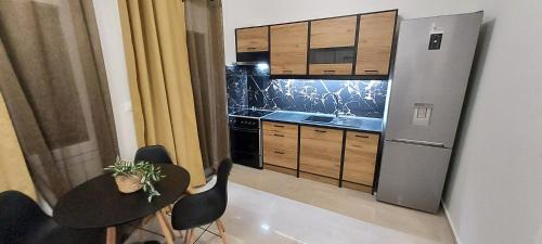 Perea Apartment | Elena's Place, free parking!