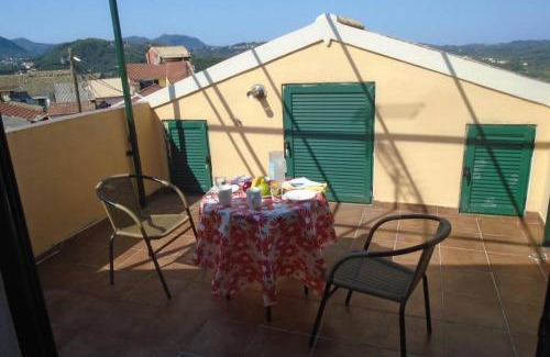 Aleimmatades Villa | Eleni's house in Valanio