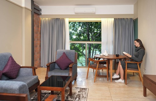 Anachal Hotel | Elephant Passage Resort Munnar