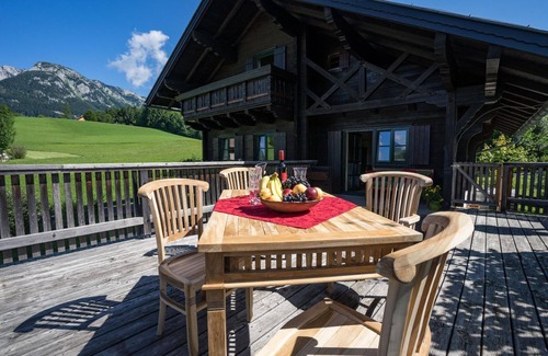 Bad Aussee House | Elevated and quiet location on the outskirts of Bad Aussee