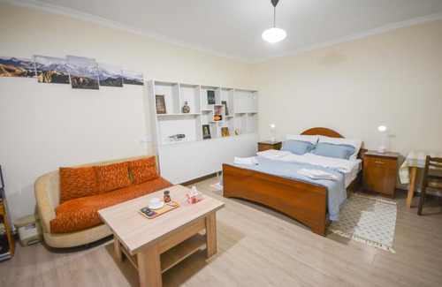 Yeghegnadzor House | Eleven - 11