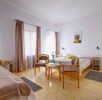 Cisnadioara Bed & Breakfast | Elimheim