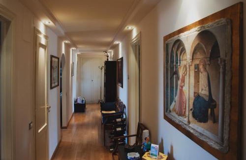Santa Maria Novella Apartment | EliseHouse Elegant Apartment