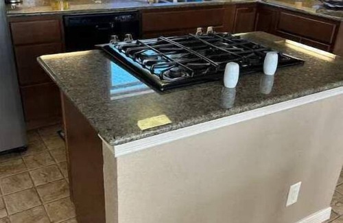 Las Cruces House | Elite Casita with EV Level II Charger & Indoor Jet Tub