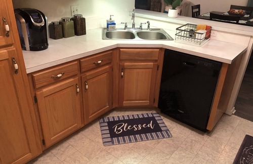 Elkins House | Elkins Charm Getaway 11miles to UArk Fayetteville