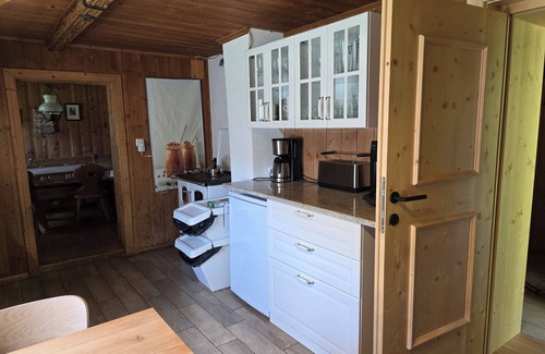 Ellmau House | Ellmau: Quaint holiday home, 350 m to the mountain railway in the mountain doctor village