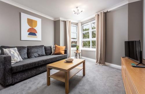 Ayr Apartment | Elms Way No33 – Donnini Apartments
