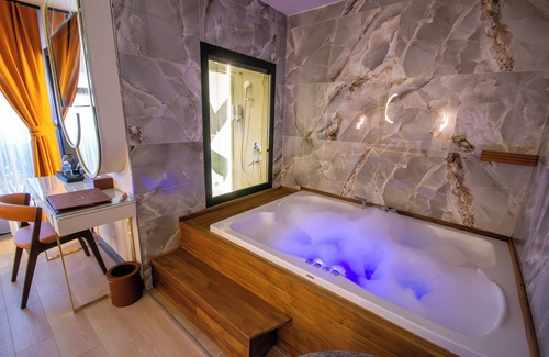 Arnavutkoy Hotel | Elysian Airport Hotel