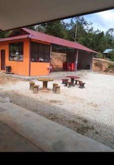 Tangkak District House | Ema roomstay
