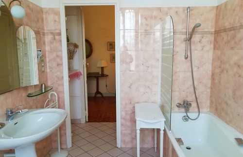 Saint-Chamas Bed & Breakfast | Embarben Maison d'hotes