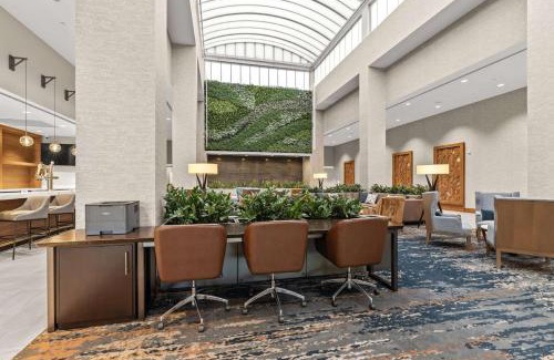 Las Colinas Hotel | Embassy Suites By Hilton Irving Las Colinas