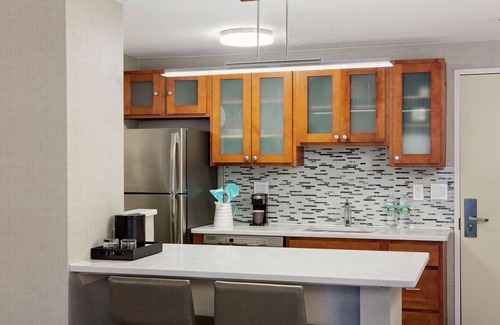 Marlborough Hotel | Embassy Suites by Hilton Boston Marlborough