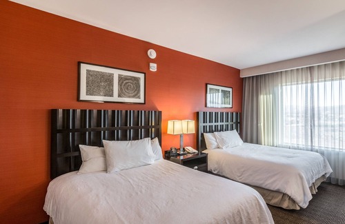 Palmdale Hotel | Embassy Suites Palmdale