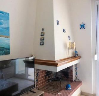 Siviri House | Emerald Family Maisonette