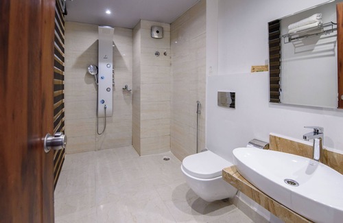 Aizawl Hotel | Emerald Hotel