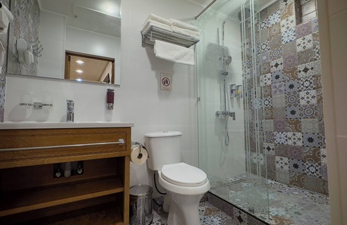 Bukhara Hotel | Emerald hotel